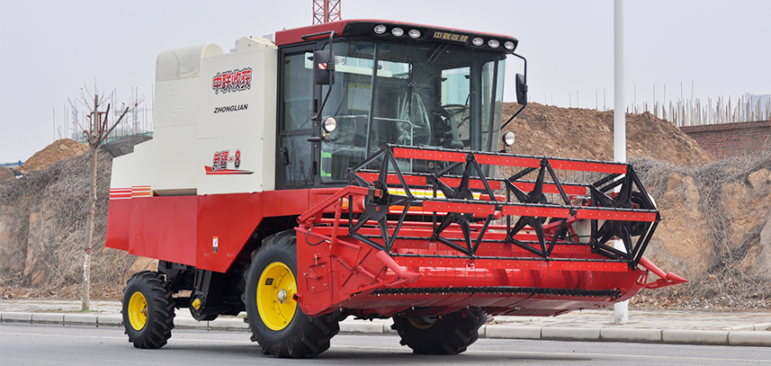 AG官网 新疆4LZ-8 自走式大豆收获机